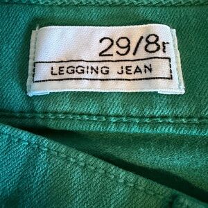 GAP 1069 Green Legging Jeans. Ready for St Patrick’s Day! Size 29/8r 28” inseam